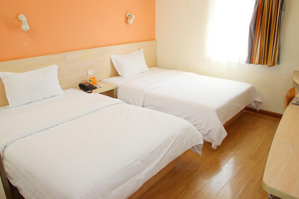7Days Inn Guangzhou Tianhe Tangxia Junjing Huayuan Esterno foto